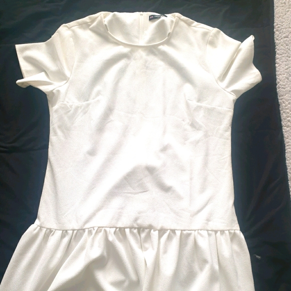 White Ruched Hem Textured Dress - Picture 6 of 6